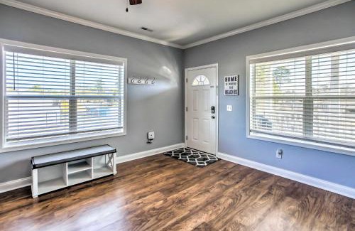 Ocean Isle Beach House | Ocean Isle Beach Escape - Centrally Located!