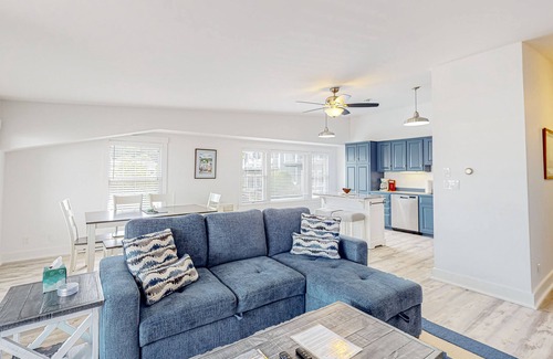 Boothbay Harbor Condo | Oceanfront, dog-friendly condo with Boothbay Harbor views & prime location