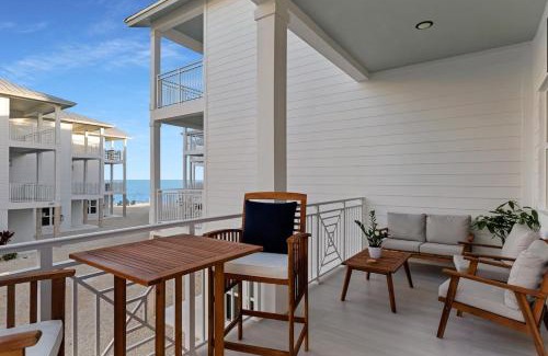 Islamorada House | Oceanfront Islamorada Townhome with Dock and Pool