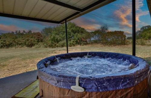Thackerville Villa | Off the Rails Retreat