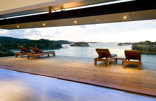 Rawhiti House | Oke Beach House - Rawhiti Luxury