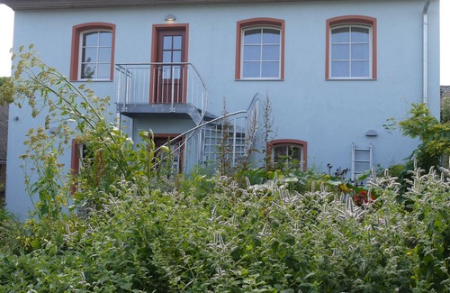 Lassan Cottage | Old carpentry - double room (28) on the top floor, front building - apartments and rooms in the old