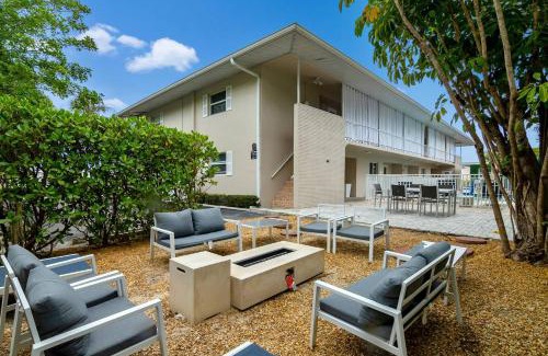Old Naples Hotel | Olde Naples Paradise 803