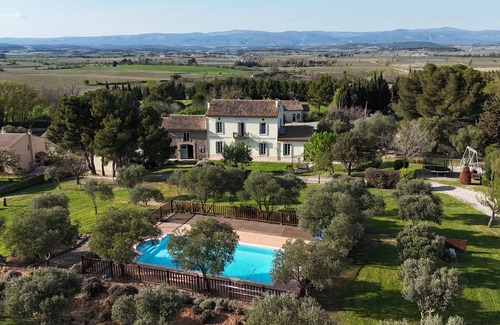 Marseillette Cottage | Olive Tree, Superb gîte, Heated Pool near Carcassonne, overlooking Canal du Midi