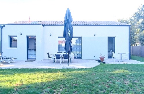 Chateau-d'Olonne House | Opé - Agréable maison 2 chambres