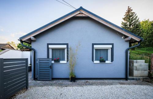 Balatonkenese Apartment | Orchidea Apartman