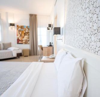 Pyrgos Hotel | Orizontes Hotel Santorini