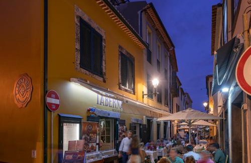 Old Town Apartment | OurMadeira - Taberna Apartments, old town