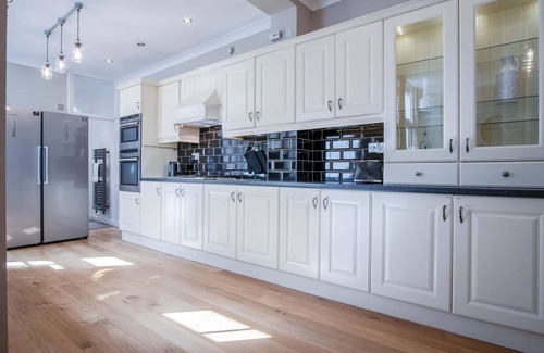 Mumbles House | Overland Road – 4 Bedroom House – Mumbles