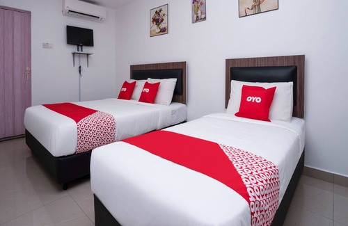 Seremban Hotel | OYO 44093 Vrm Hotel