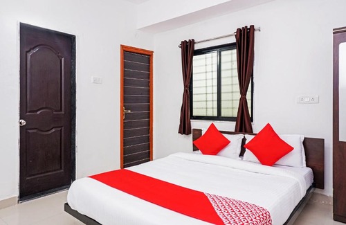 Phase 1 Hotel | OYO 78447 Flagship Shri Krishna Hotel