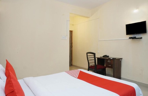 Phase 1 Hotel | OYO 78447 Flagship Shri Krishna Hotel