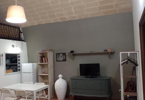 Isola del Borgo Antico Apartment | Palazzo Saraceno apartments-Antico Rifugio