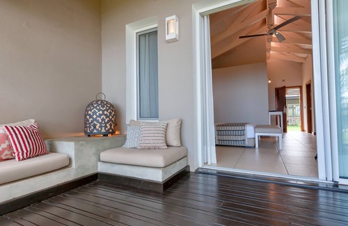 Ambondrona Hotel | Palm Beach Resort & Spa