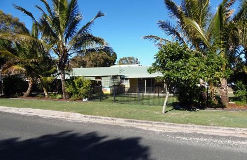 Rainbow Beach House | Palmgrove 2 Rainbow Beach