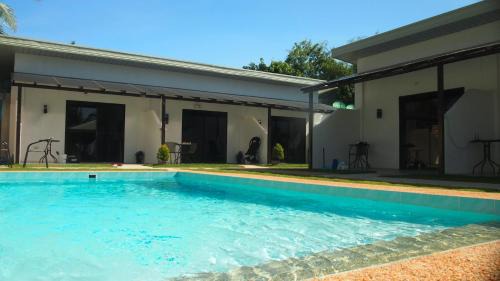 Looc Apartment | panglao moravian apartments