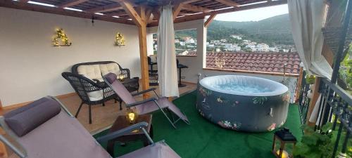 Vis Apartment | Panoramic view with jacuzzi