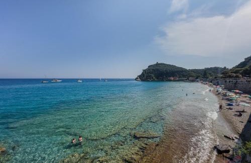 Finale Pia Apartment | Paradise with Terrace - Free parking - Smart TV