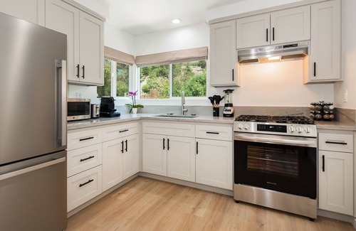 Summerland Condo | Park Adjacent | Bunk Beds | Family-Friendly