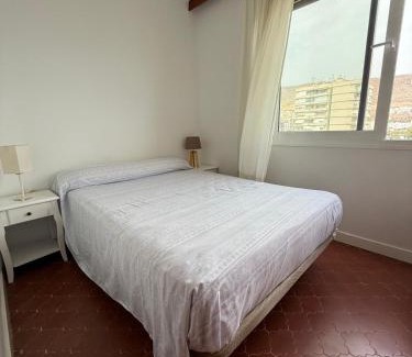 Aguadulce Apartment | Paseo de los Castaños con vistas