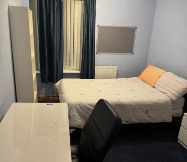 Leeds House | Peace House