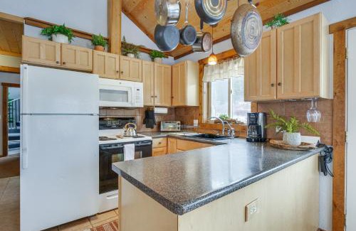 Alma House | Peaceful Alma Cabin Rental 13 Mi to Breckenridge!