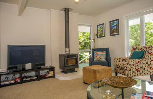 Pauanui House | Peaceful Pauanui - Pauanui Holiday Home