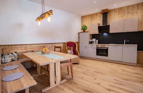 Navis Apartment | Peerfect 2 - Peerfect vacation apartments