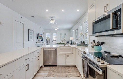 Cinnamon Shore Apartment | Pelican Point TC 10202