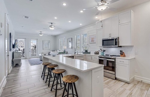 Cinnamon Shore Apartment | Pelican Point TC 10202