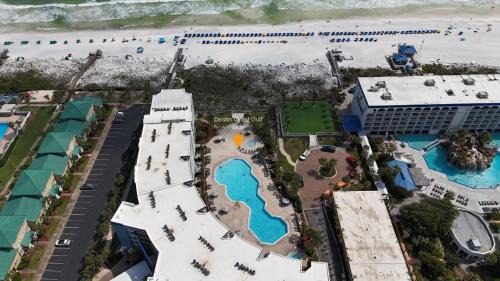 Fort Walton Beach Apartment | Pelikana Lanai