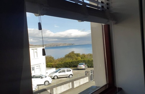 Penmaenmawr Apartment | Penmaenmawr Coastal Retreat