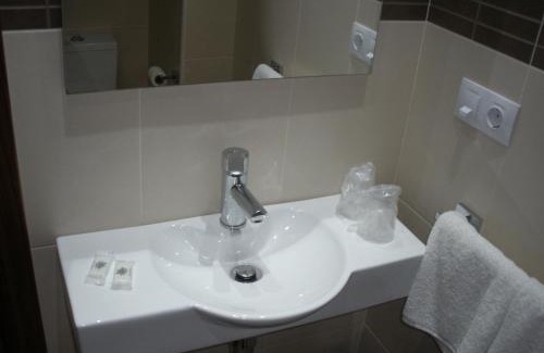 O Pedrouzo House | Pensión Residencial Platas