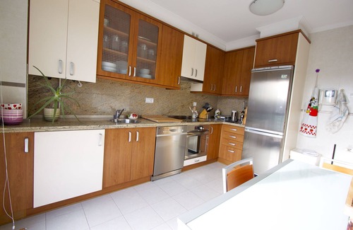 Oviedo City Centre Apartment | Penthouse in Oviedo city center. Penthouse in Oviedo center: 3+garage+terrace+wifi