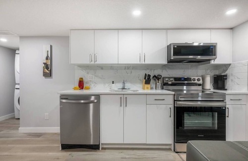 Airdrie House | Perfect 2BR Airdrie Suite - Near Calgary, WiFi