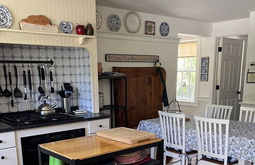 Adamsville Cottage | Period Cottage In Idyllic Country Setting, Minutes From Ocean; Pet-Friendly.