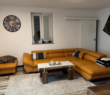Braunau am Inn Apartment | Perviz