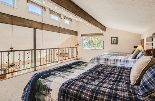 Black Hawk House | Pet-friendly 1 BR with Loft and mountain views in Black Hawk