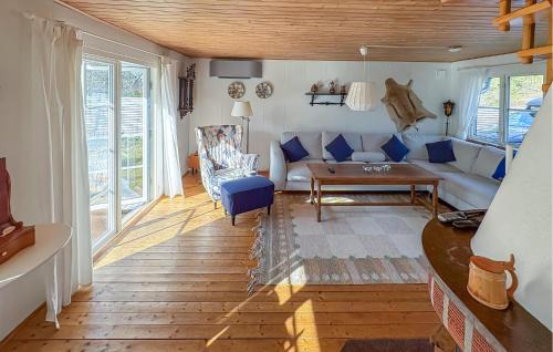 Skummesloevsstrand House | Pet Friendly Home In Skummelslövsstrand