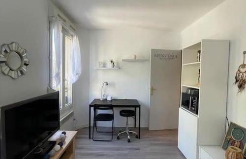 Port Marianne Apartment | Petit nid douillet - Studio - Rives du Lez - WIFI