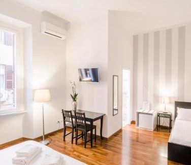Prati House | Piazza Cavour Suite