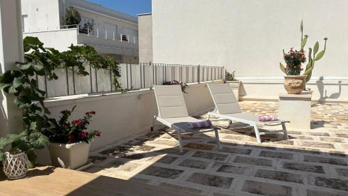 Polignano a Mare Apartment | Pietra di Luna relaxing private terrace