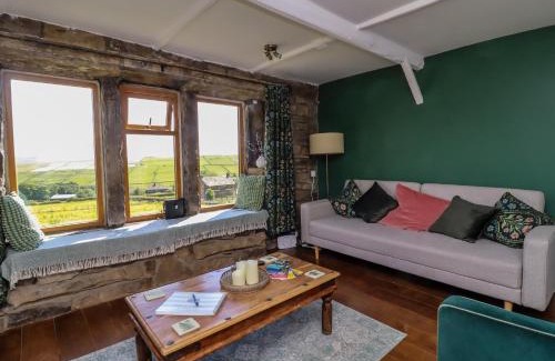 Hebden Bridge House | Pike View Cottage