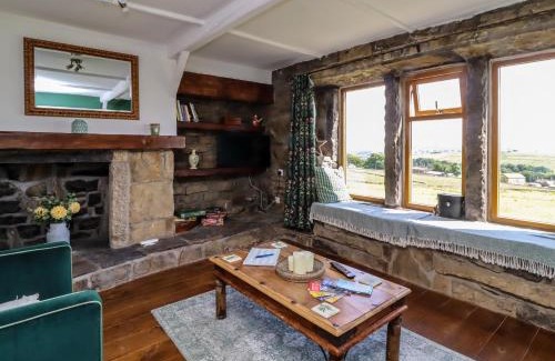 Hebden Bridge House | Pike View Cottage