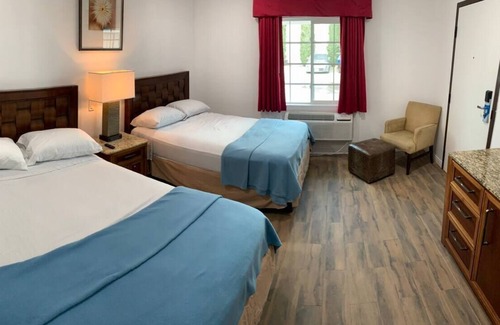 Washington Hotel | Pine Ave Inn