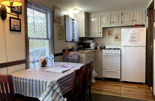 Lincolnville Cabin | Pine Grove Cottages: Cottage 10 - Pet Friendly