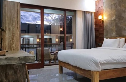 Gili Trawangan Hotel | Pine Tree Beach Hotel