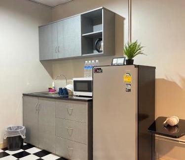 Ban Mai Hotel | Popular Condo เมืองทองธานี