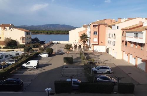 Leucate Apartment | Port Leucate : Superbe T3 Climatisé avec Terrasse, Parking, et Proche Plage - FR-1-727-21