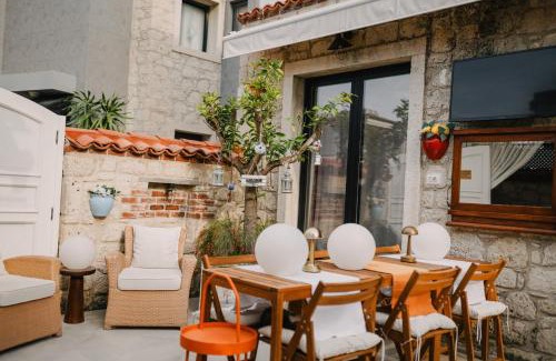 Alacati Hotel | Portakal Çiçeği Alaçatı
